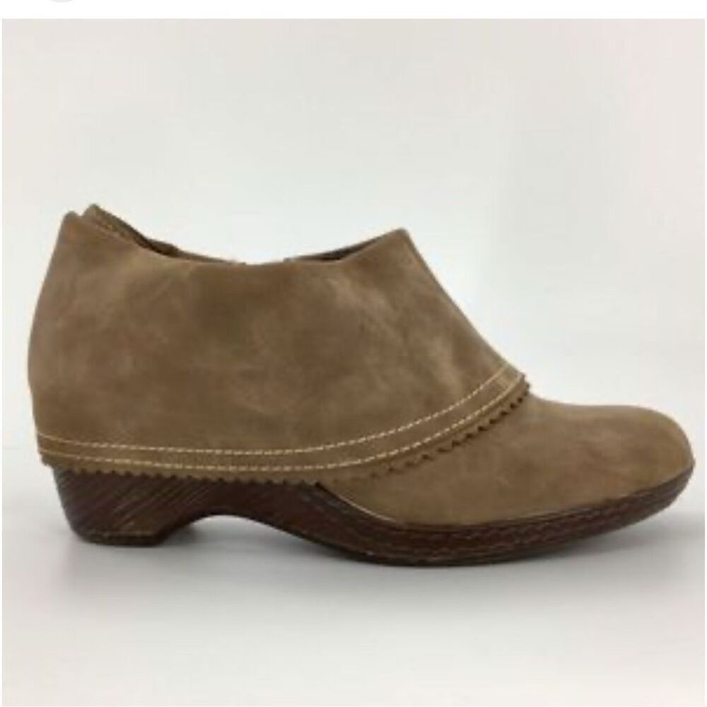 Dr Scholl’s Tuscany Fold Boots, 7. Coffee booties. Side zip